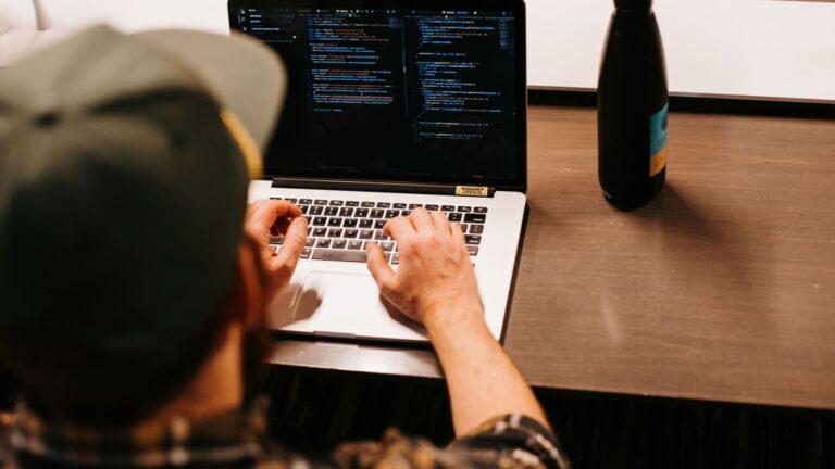 Open-Source Software Revolutionizing Tech Industry Now