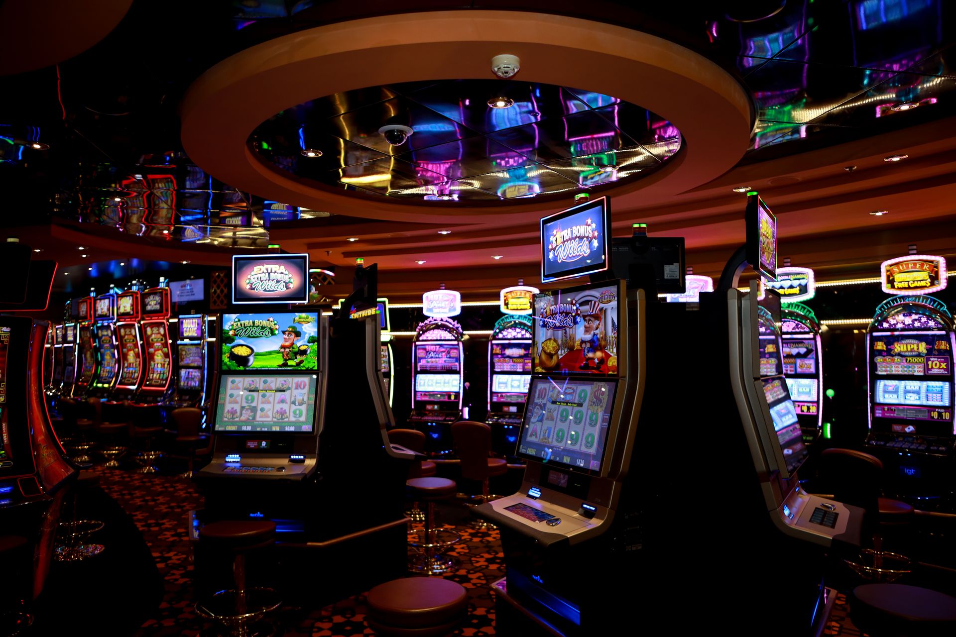 Crazy Vegas Review: Best Fast Payout Fantasy Casino Guide